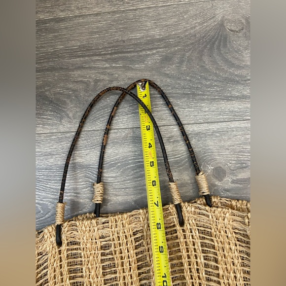 Summer Abaca Straw Medium Tote Bag Leather Handles Made in Philippines - Picture 4 of 10